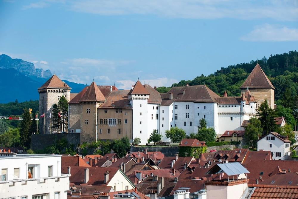 Mercure Annecy Sud Сейно Экстерьер фото