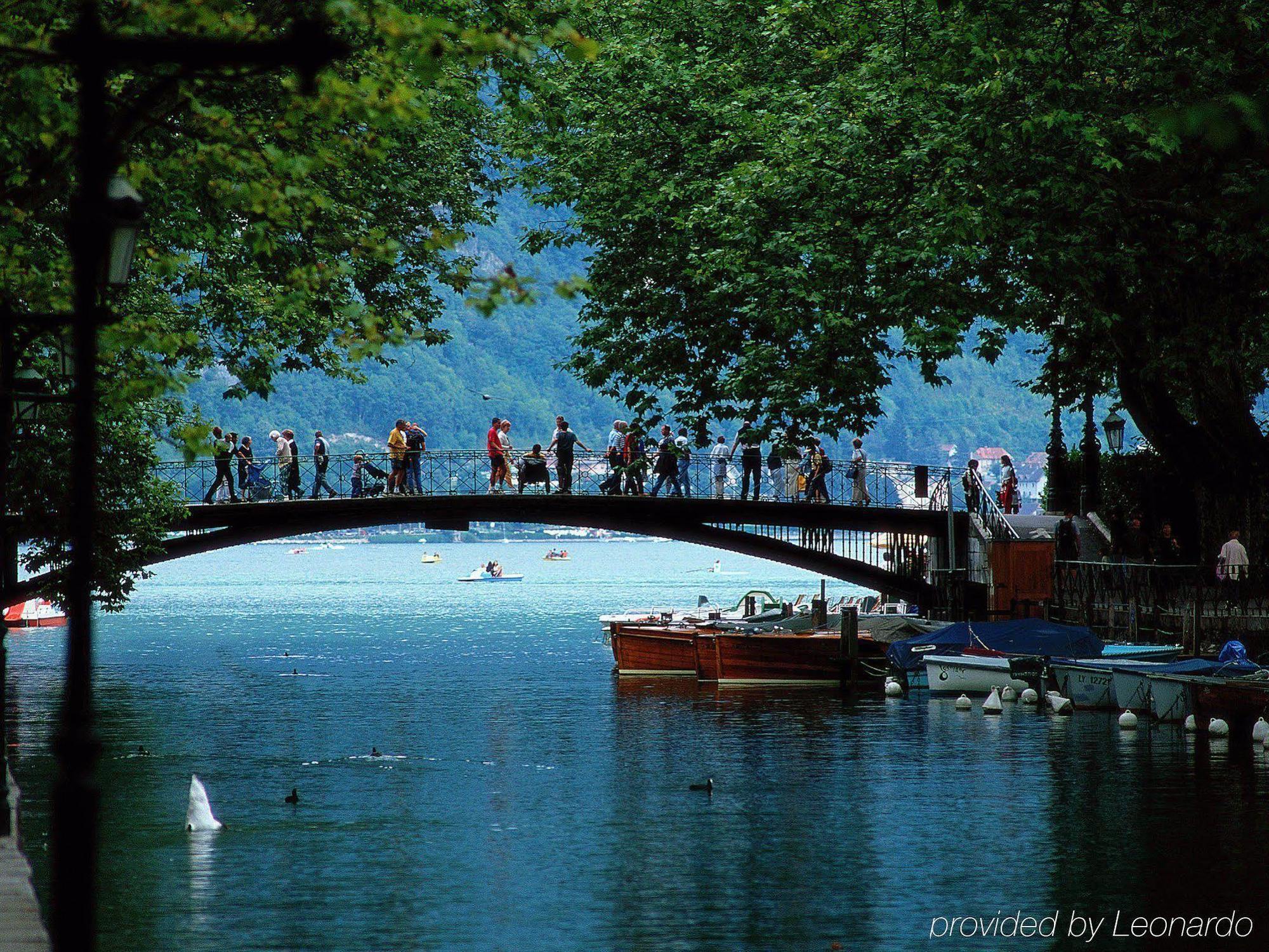 Mercure Annecy Sud Сейно Экстерьер фото